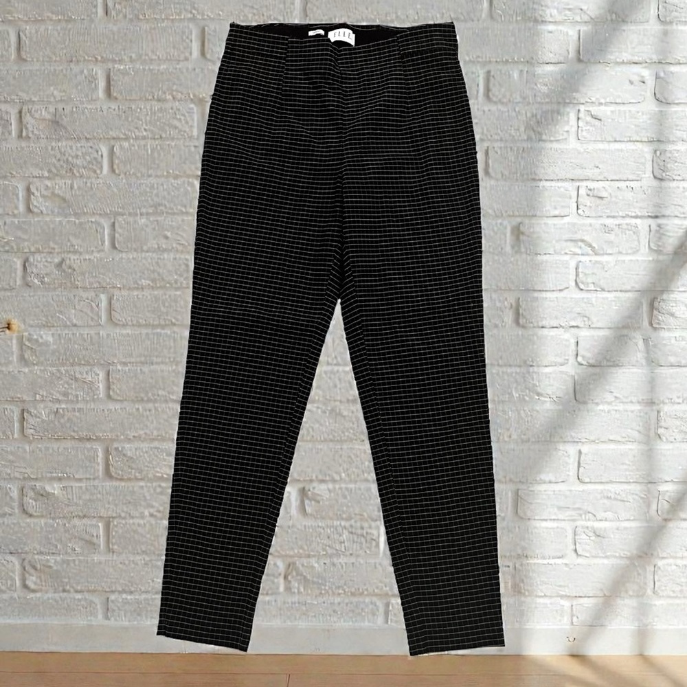 Elle Black and White Checkered Ankle Pants